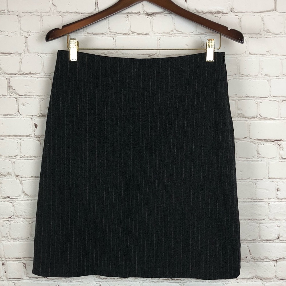 Max Studio Pinstriped Pencil skirt!